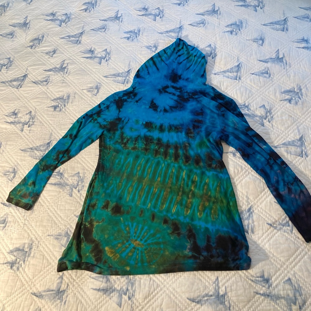 NWOT Yoga/ workout  hooded top, 100% Rayon, very comfortable.